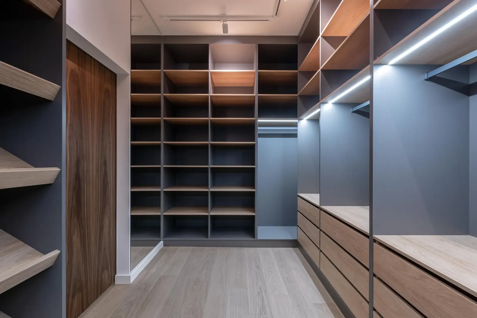 Walk-in Closet and Custom Cabinetry